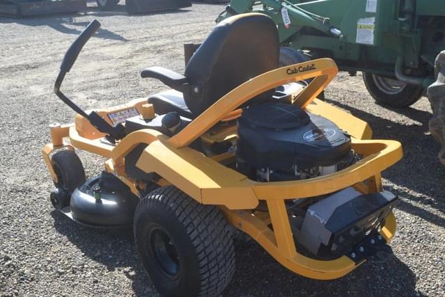 Image of Cub Cadet Ultima ZT1 equipment image 2