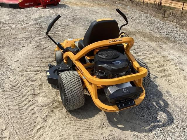 Image of Cub Cadet Ultima ZT1 equipment image 3