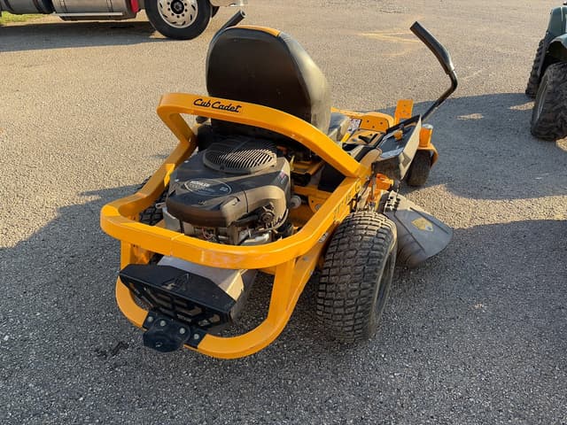 Image of Cub Cadet Ultima ZT1 equipment image 2