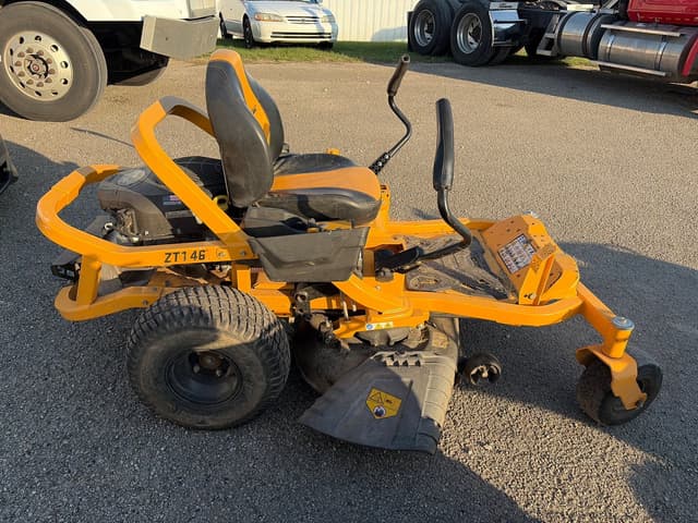 Image of Cub Cadet Ultima ZT1 equipment image 1