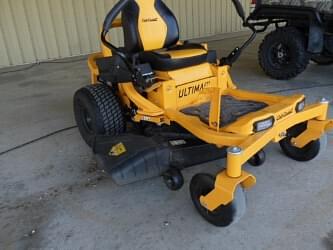 Image of Cub Cadet Ultima ZT1 Image 0