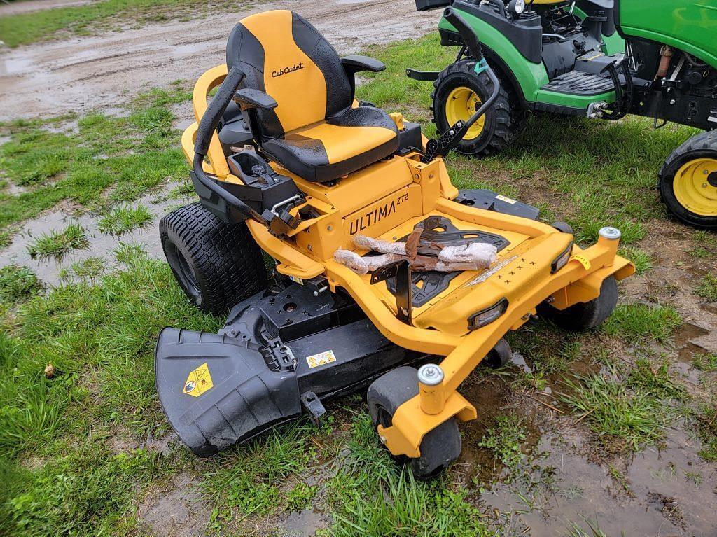 Image of Cub Cadet Ultima ZT2 Primary Image