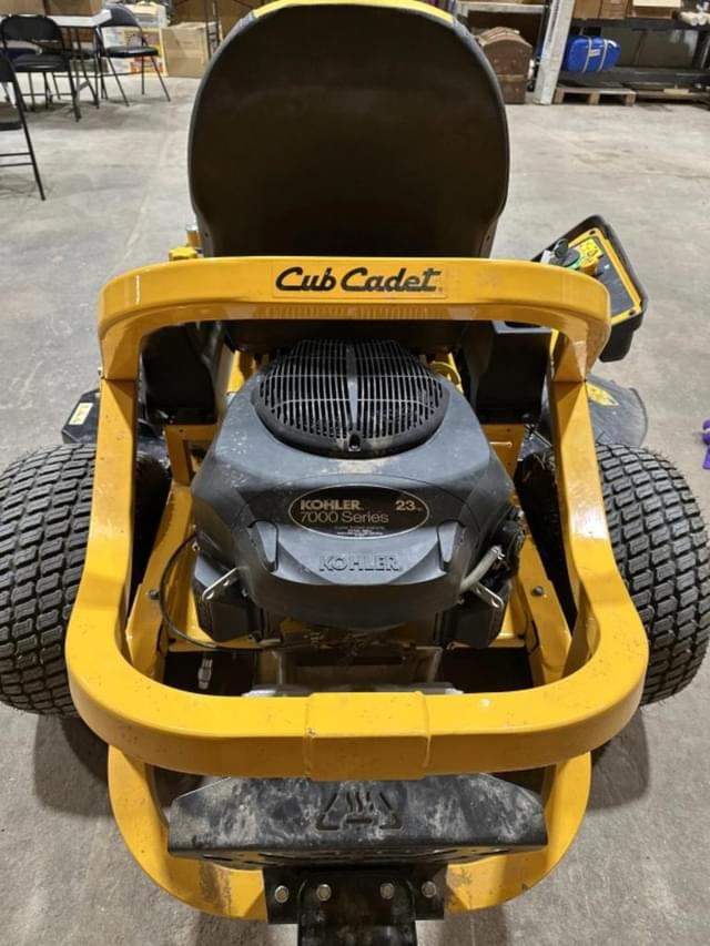 Image of Cub Cadet Ultima ZTS1 equipment image 1
