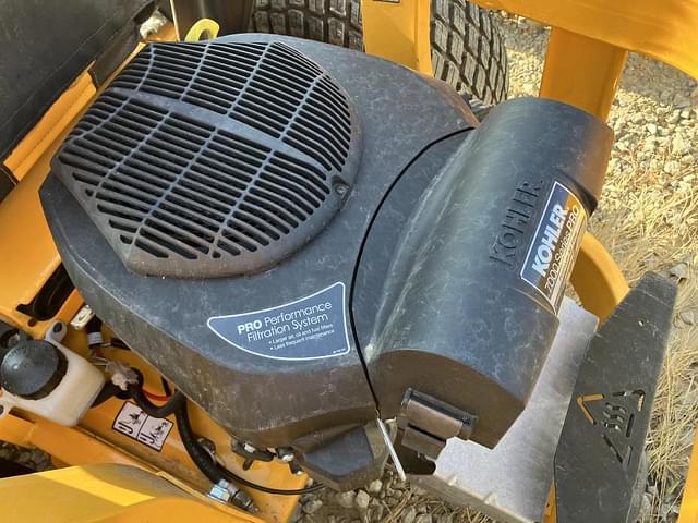 Image of Cub Cadet Ultima ZTX4 equipment image 4