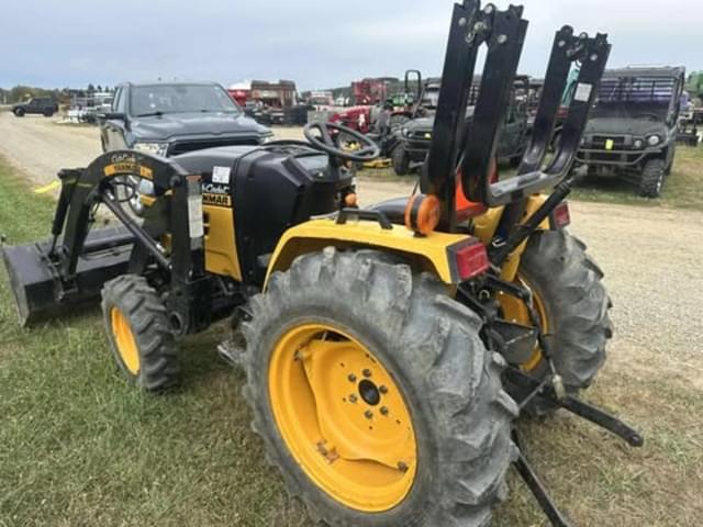 Image of Cub Cadet EX3200 equipment image 3