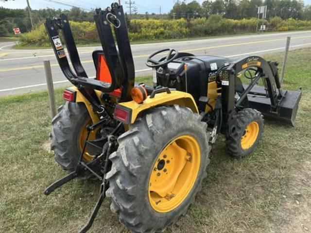 Image of Cub Cadet EX3200 equipment image 2