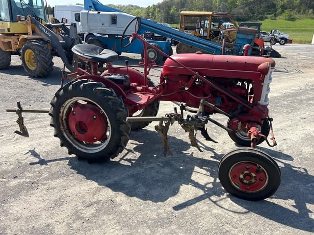 Image of Farmall Cub equipment image 4