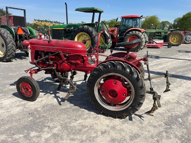 Image of Farmall Cub equipment image 1