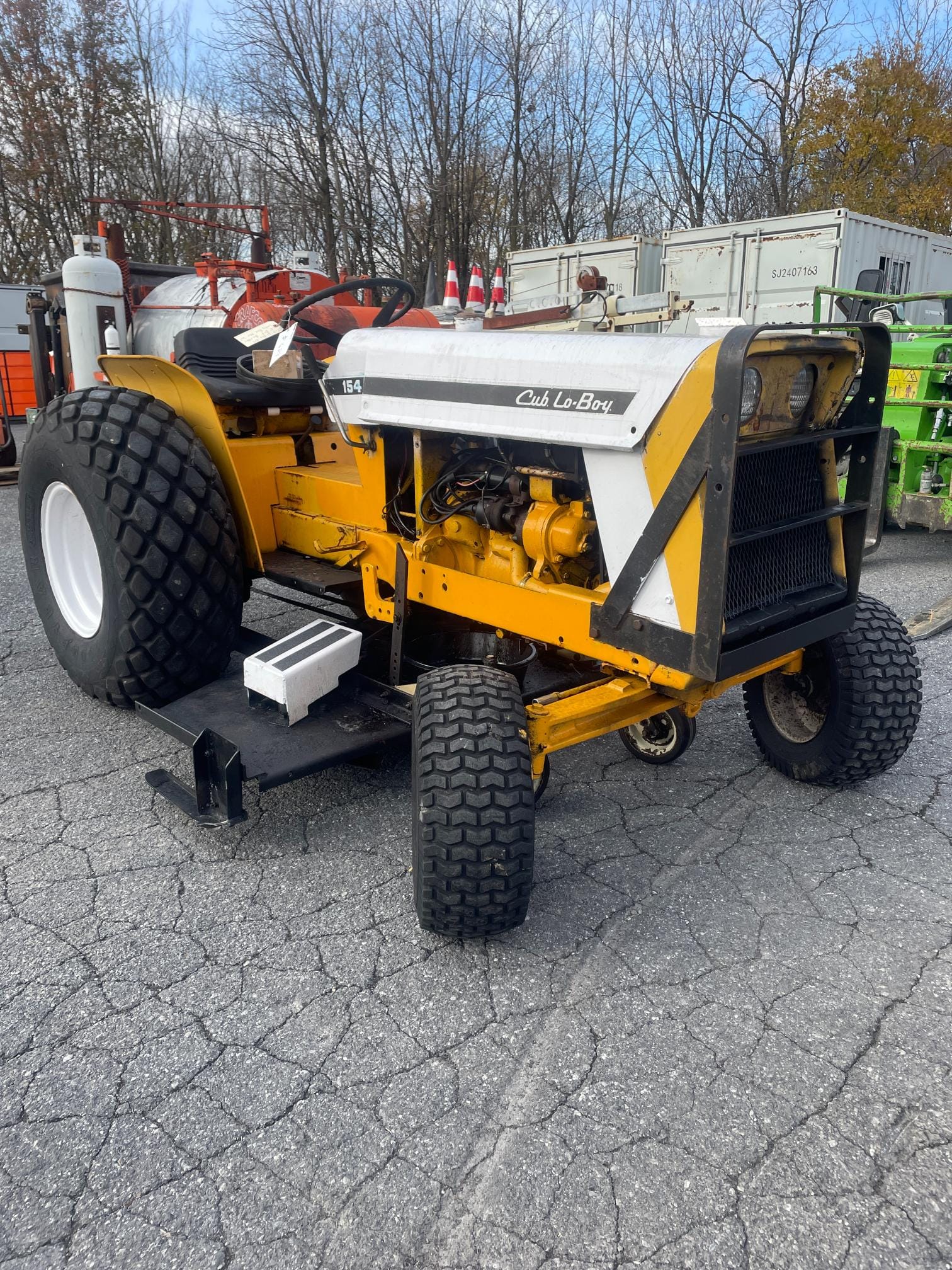 Cub Lo-Boy 154 Equipment Image0