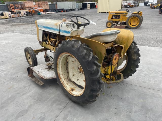 Image of Cub Lo-Boy 154 equipment image 2