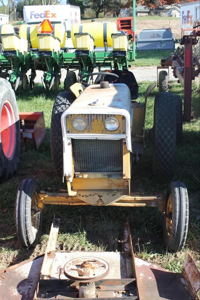 Image of Cub Lo-Boy 154 equipment image 1