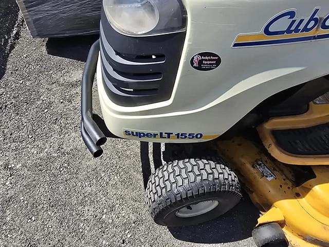 Image of Cub Cadet Super LT1550 equipment image 2