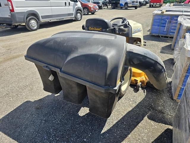 Image of Cub Cadet Super LT1550 equipment image 3