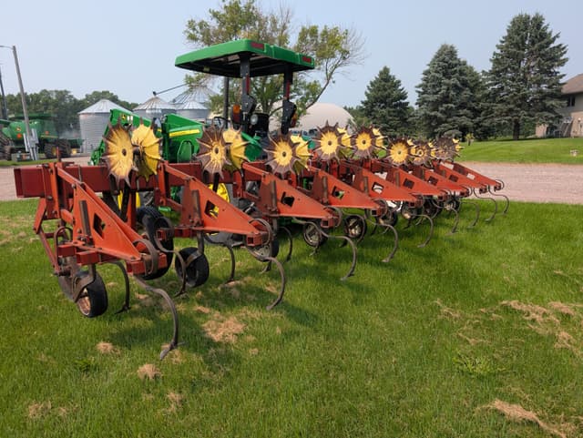 Image of Case IH 183 equipment image 2