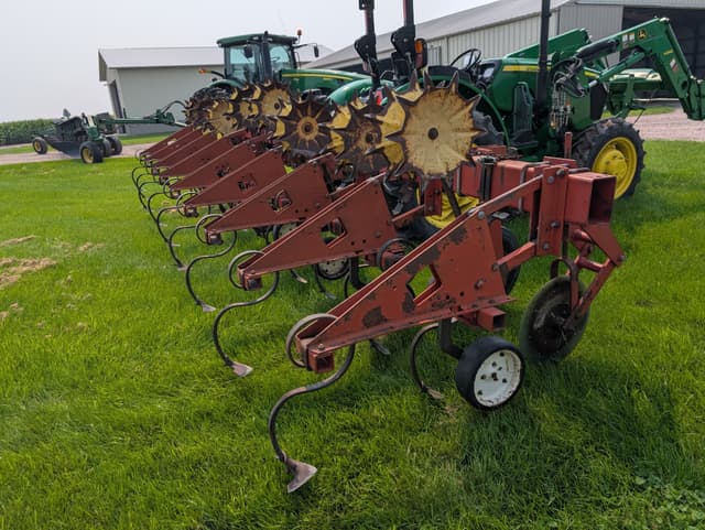 Image of Case IH 183 equipment image 4