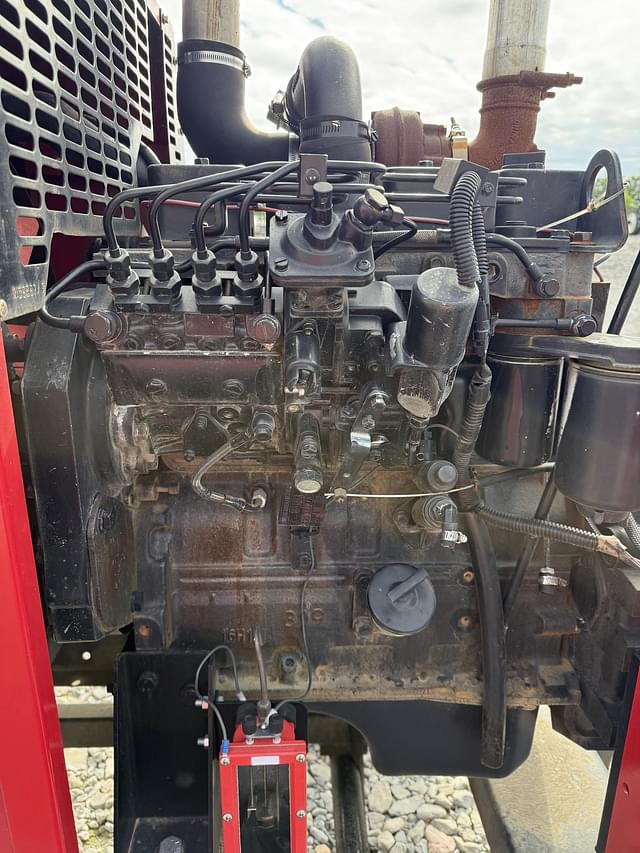 Image of Cummins 4BT3.9 equipment image 4