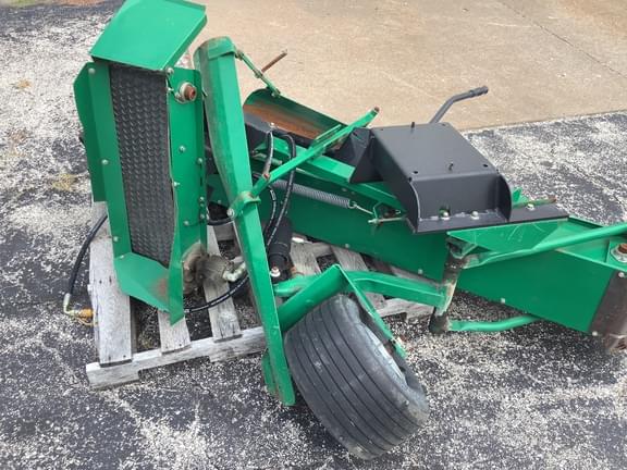Image of Cushman Core Harvester equipment image 4