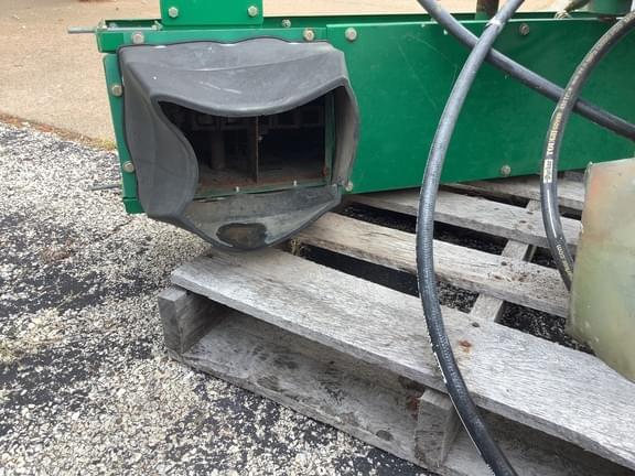 Image of Cushman Core Harvester equipment image 3