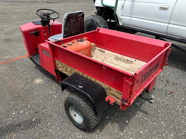 Image of Cushman Truckster equipment image 3