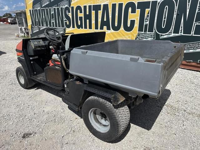 Image of Cushman Turf Truckster equipment image 1