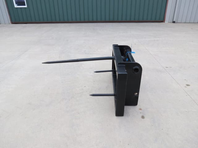 Image of Custom Built Bale Spear equipment image 1