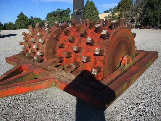 Image of Custom Built Sheepsfoot Roller equipment image 1