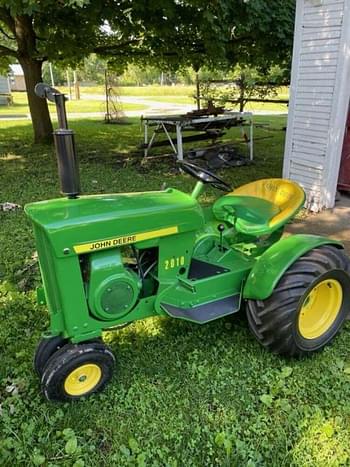 John Deere 2010 Equipment Image0