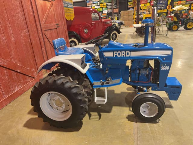 Image of Ford 9600 equipment image 4