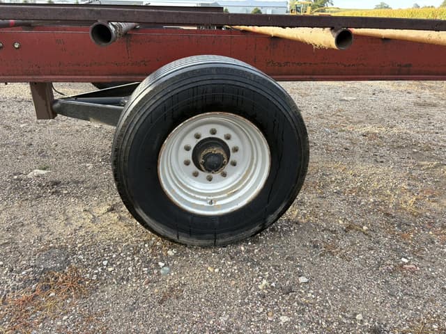 Image of Custom Built Bale Wagon equipment image 3