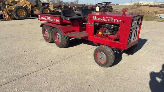 Image of Farmall Cubster equipment image 4