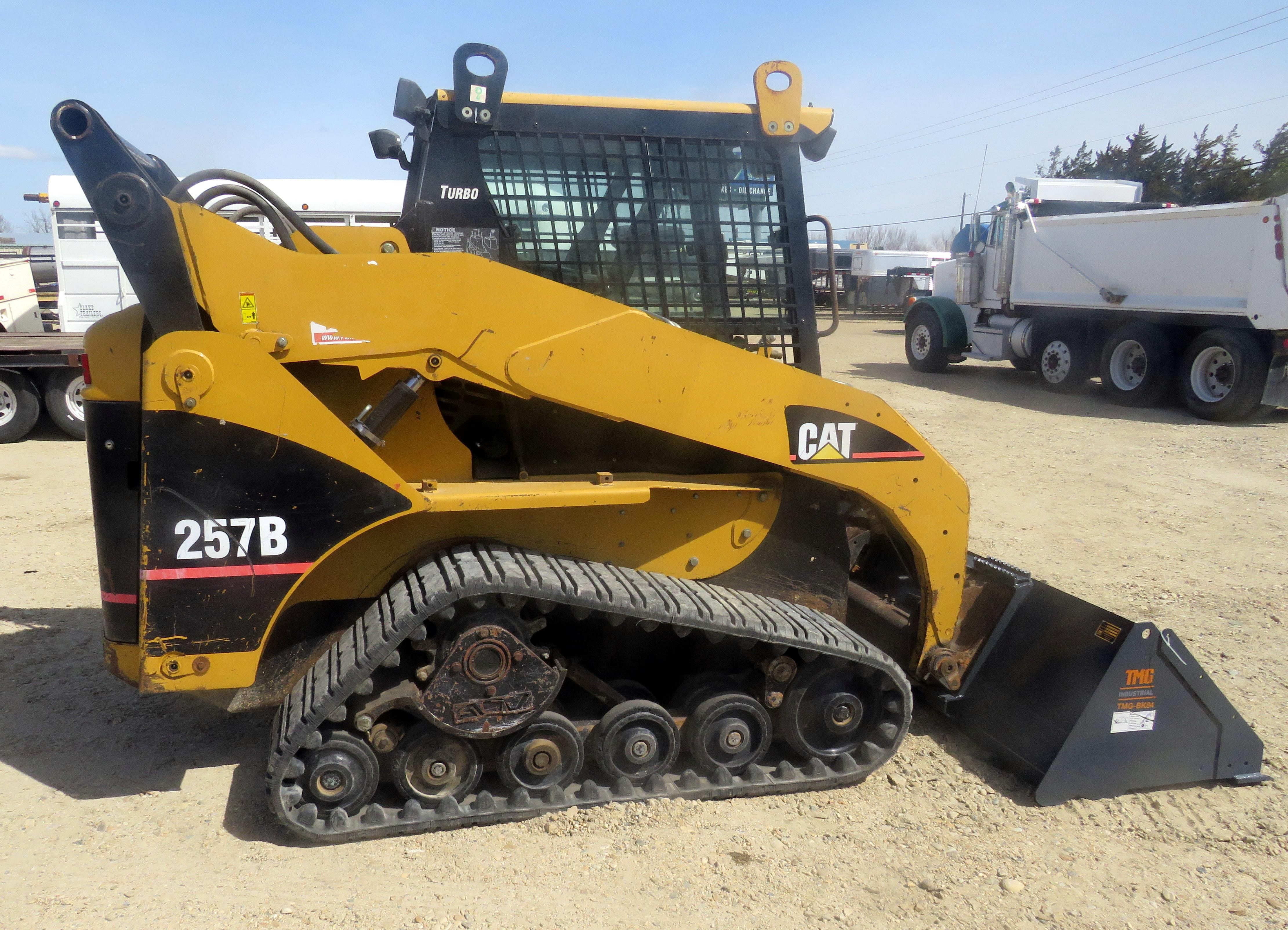 Caterpillar 257B Construction Compact Track Loaders For Sale | Tractor Zoom