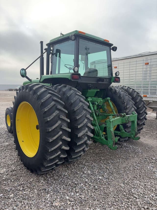 Image of John Deere 4640 equipment image 3