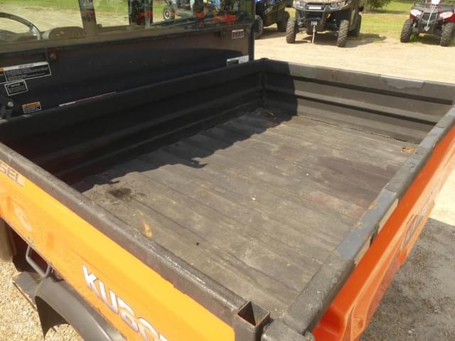 Image of Kubota RTV-X1100C equipment image 4