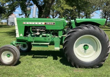 Main image Oliver 1800