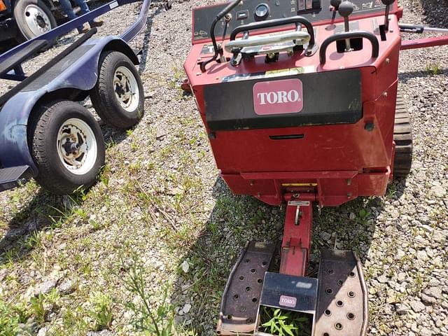Image of Toro Dingo TX525 equipment image 4