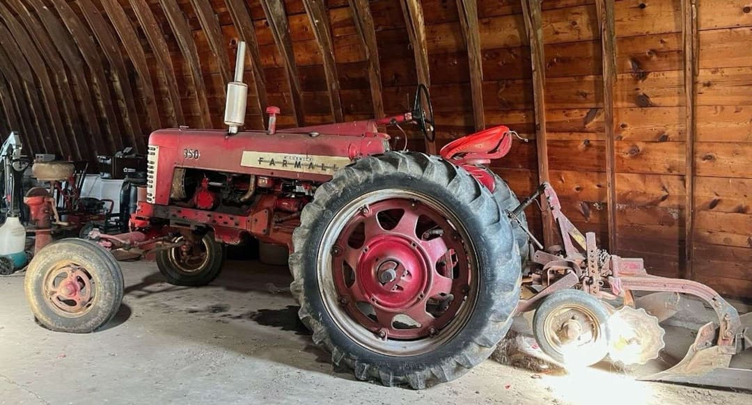 Image of Farmall 350 Image 0