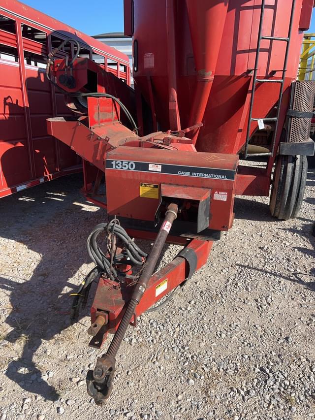 Image of Case IH 1350 equipment image 1