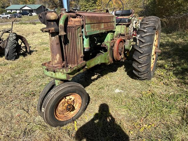 Image of John Deere 60 equipment image 3