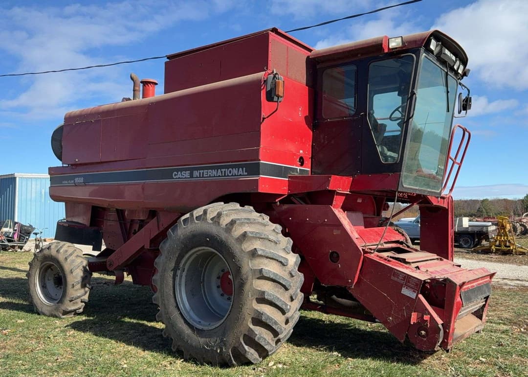 Image of Case IH 1688 Primary image