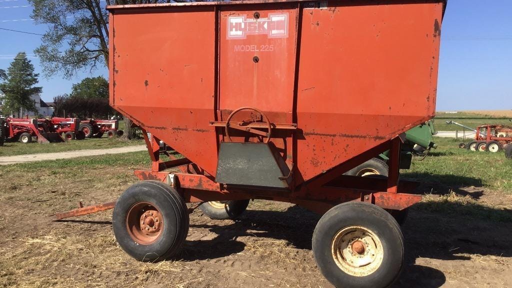 Main image Husky 225