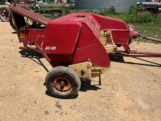 Image of New Holland Super Hayliner 68 equipment image 1