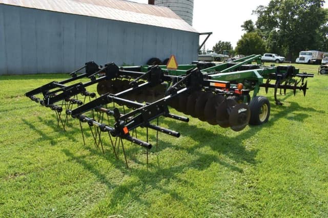 Image of John Deere 510 equipment image 4