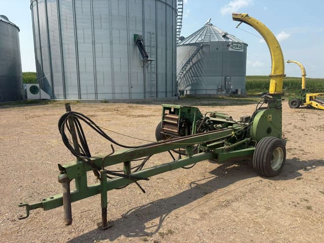 Image of John Deere 3800 equipment image 2