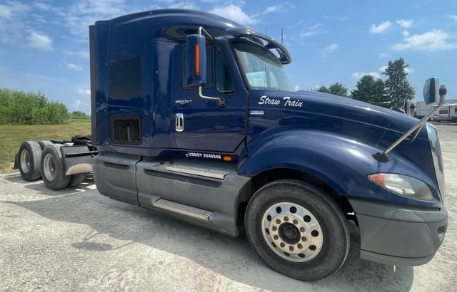 Image of International ProStar Plus 122 equipment image 2