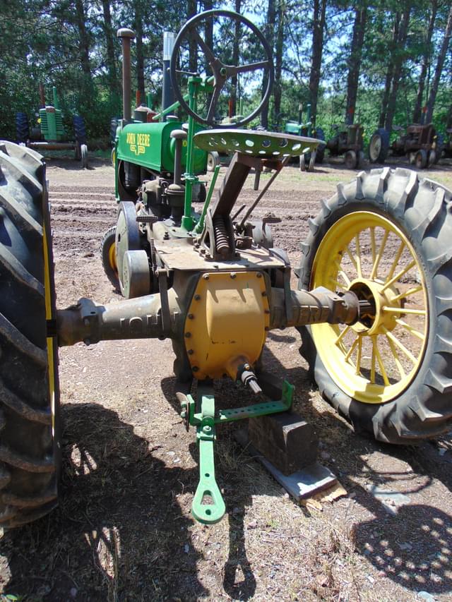 Image of John Deere A equipment image 3