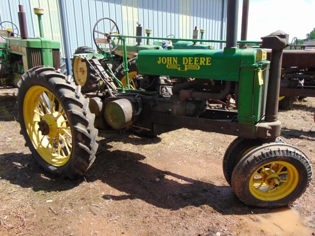 Image of John Deere A equipment image 2
