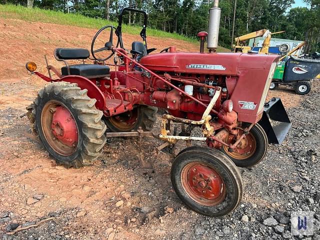 Image of International Harvester 140 equipment image 2