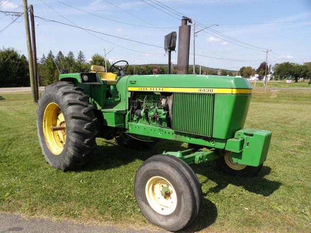 Image of John Deere 4430 equipment image 1