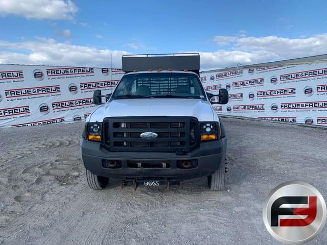 Image of Ford F-450 equipment image 1