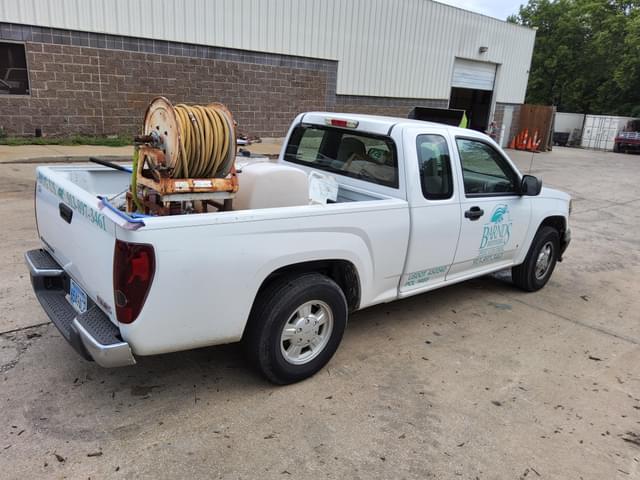 Image of GMC Canyon equipment image 4